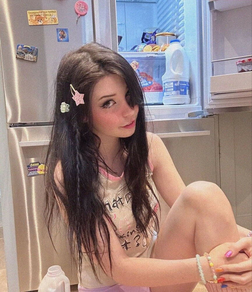 belle-delphine-11 gallery photo #8543