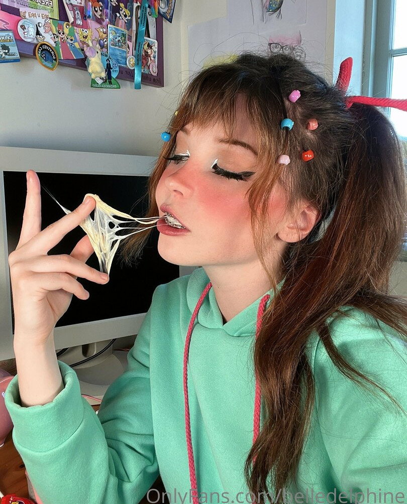 belle-delphine-11 gallery photo #8922