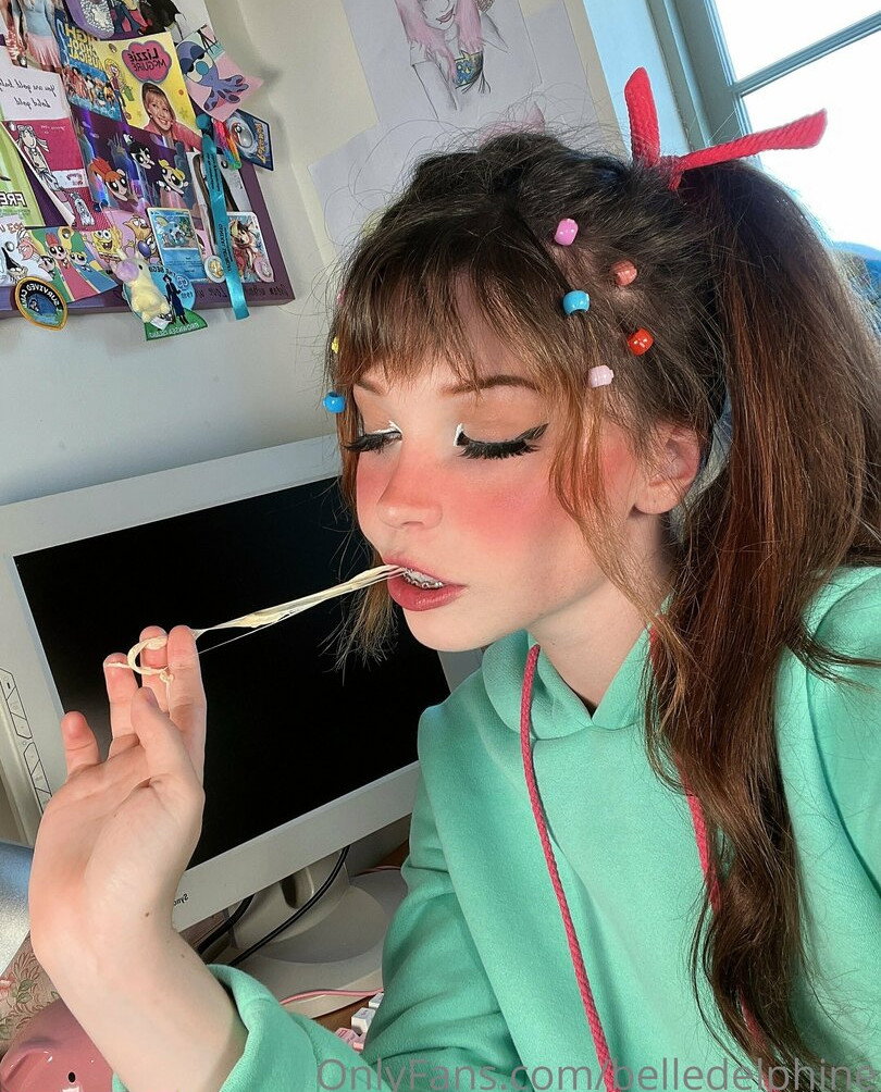belle-delphine-11 gallery photo #8950