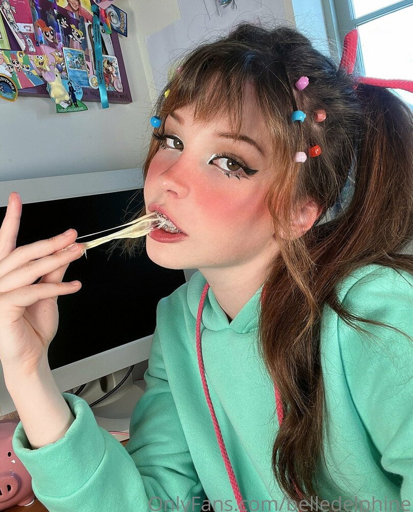 belle-delphine-11 gallery photo #8951