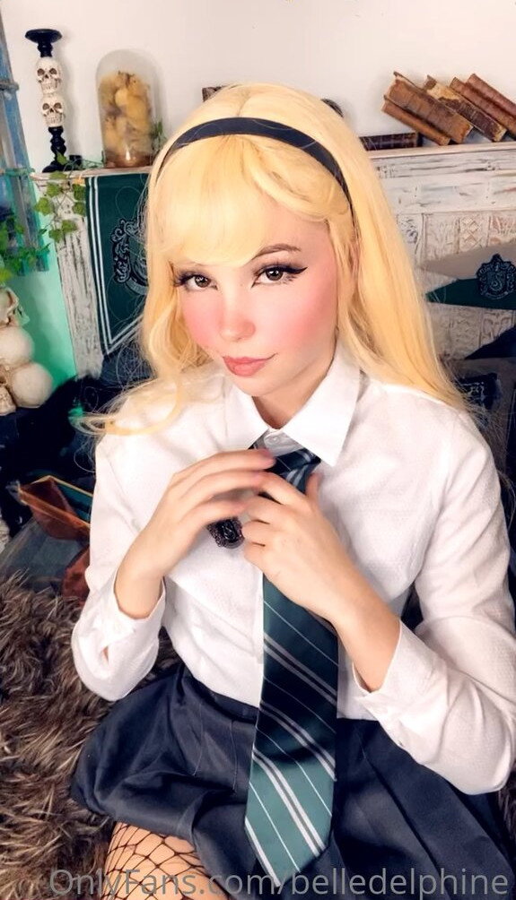 belle-delphine-11 gallery photo #9300