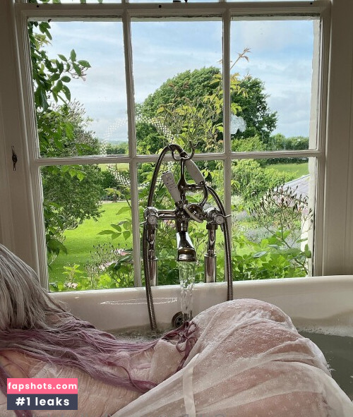 Belle Delphine gallery photo #10054