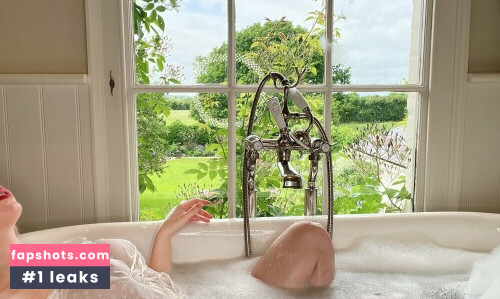 Belle Delphine gallery photo #10075