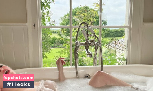 Belle Delphine gallery photo #10082