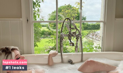 Belle Delphine gallery photo #10097