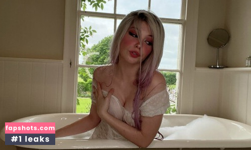 Belle Delphine gallery photo #10136