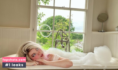 Belle Delphine gallery photo #10137