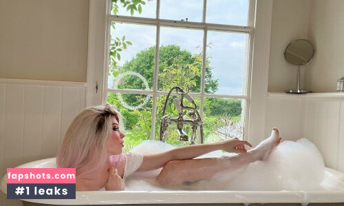 Belle Delphine gallery photo #10144