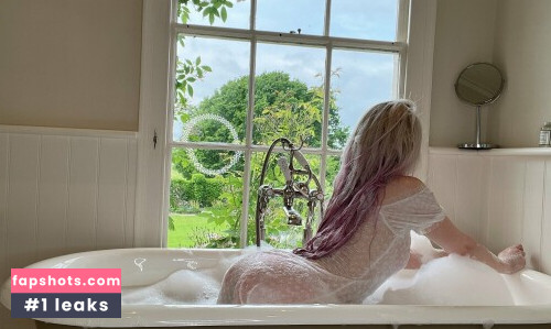 Belle Delphine gallery photo #10155