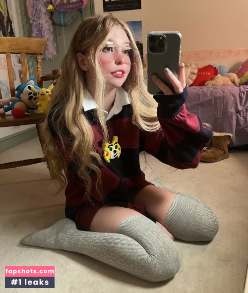 Belle Delphine gallery photo #5005