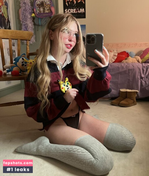 Belle Delphine gallery photo #5014