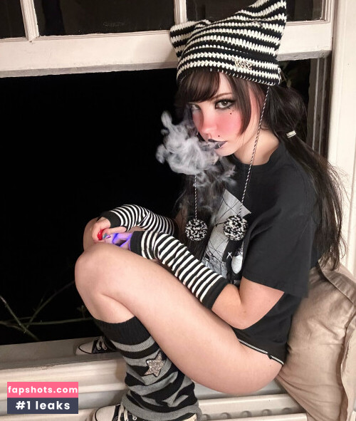 Belle Delphine gallery photo #8040