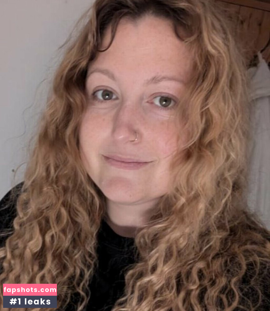 belle2525 gallery photo #6