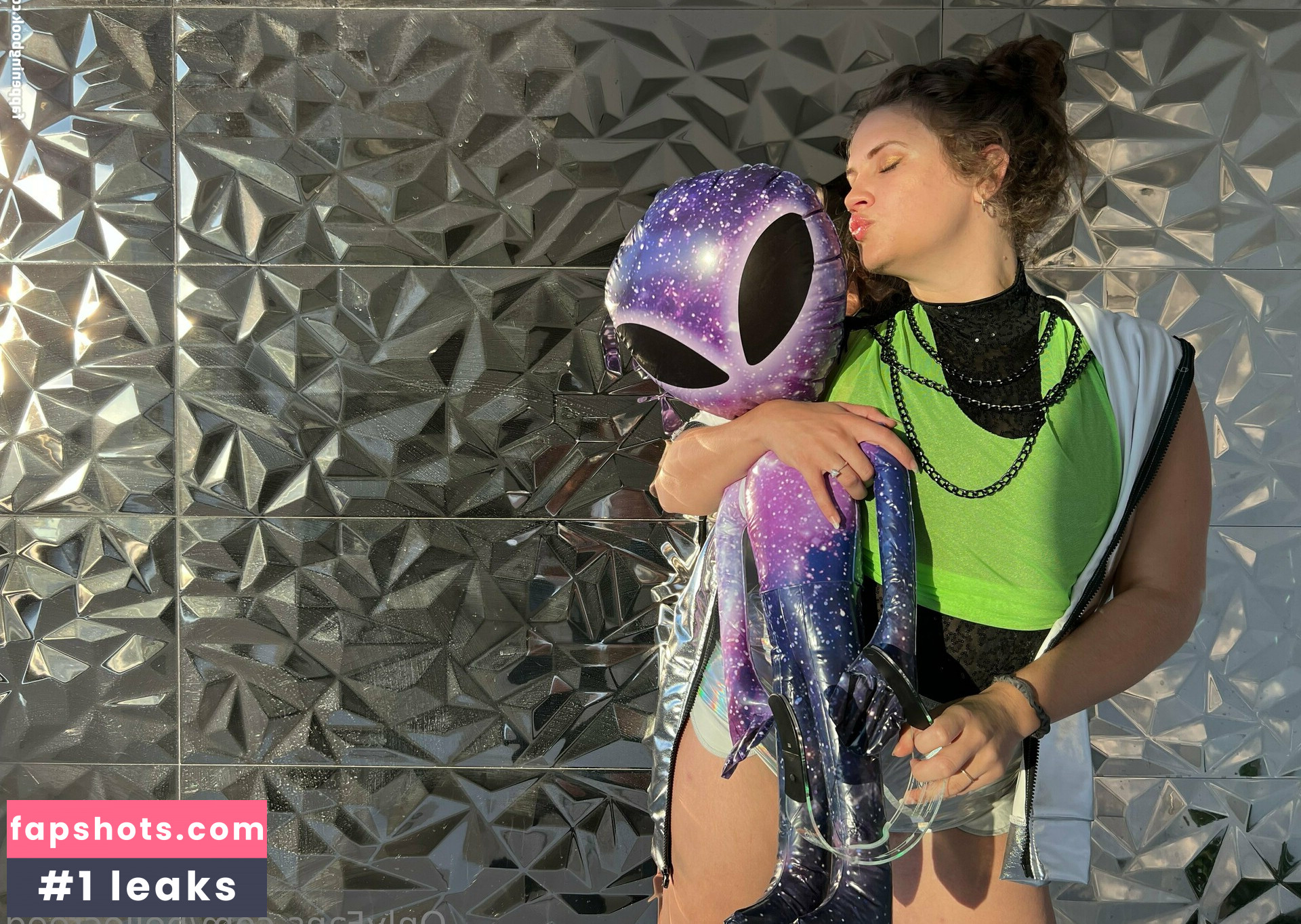 bellecreed gallery photo #22