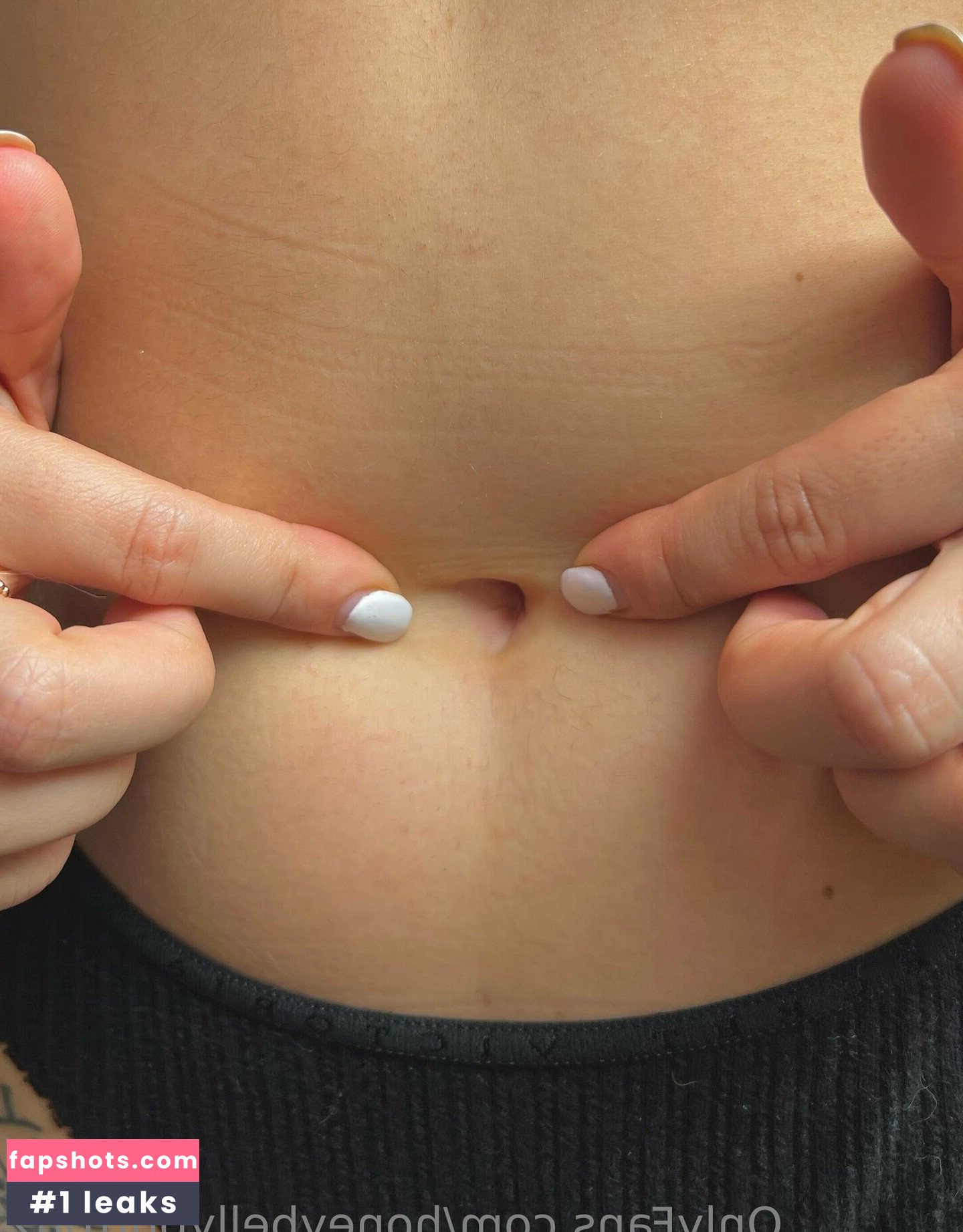 Belly Button gallery photo #2