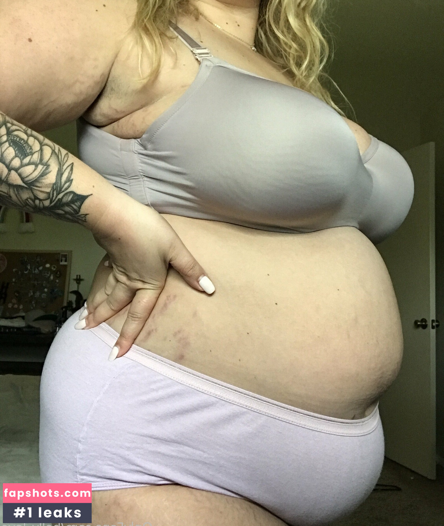 belly_love Nude Leaks OnlyFans Photos #3 - LeakJerk