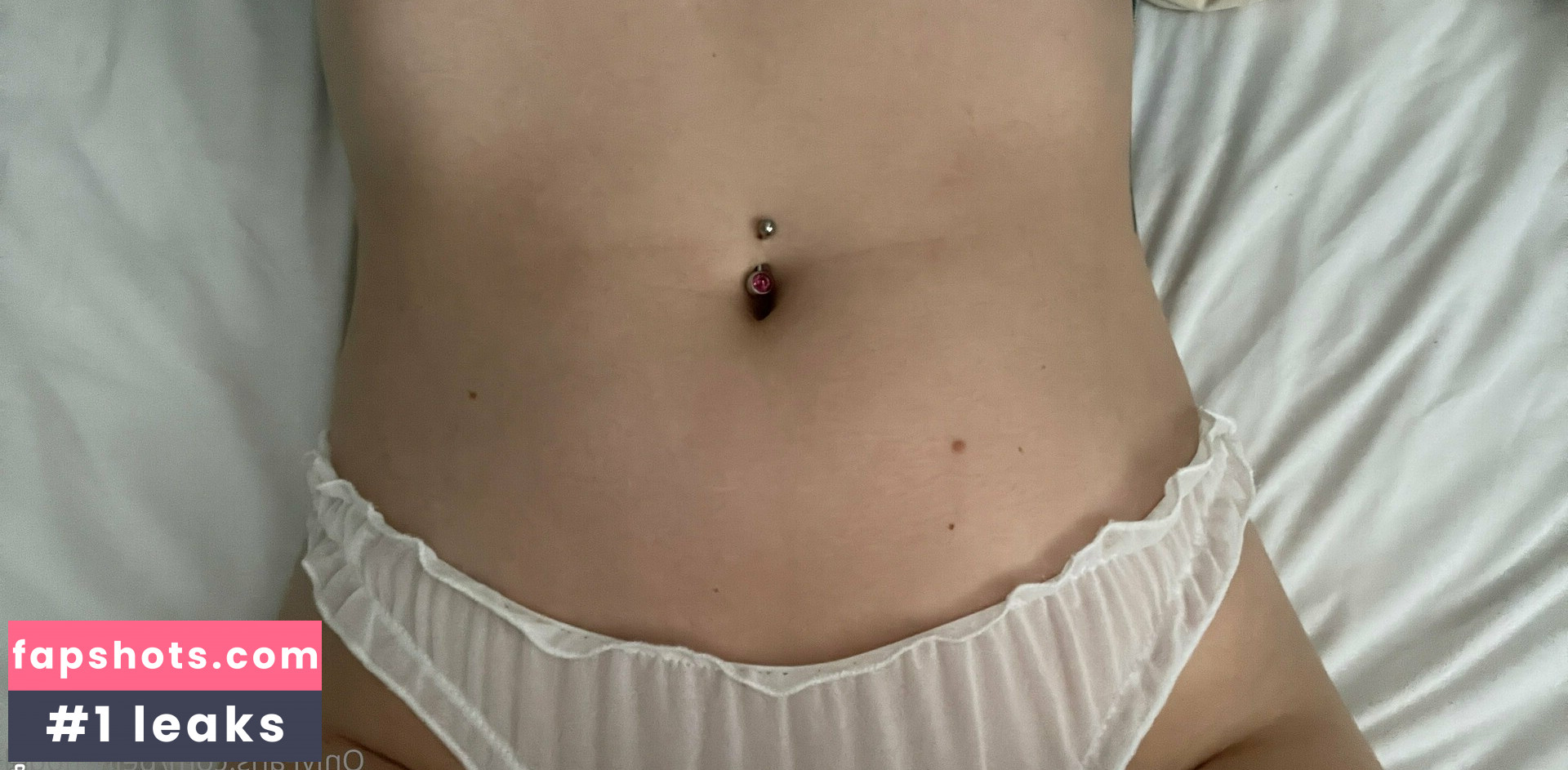 bellymodel gallery photo #7