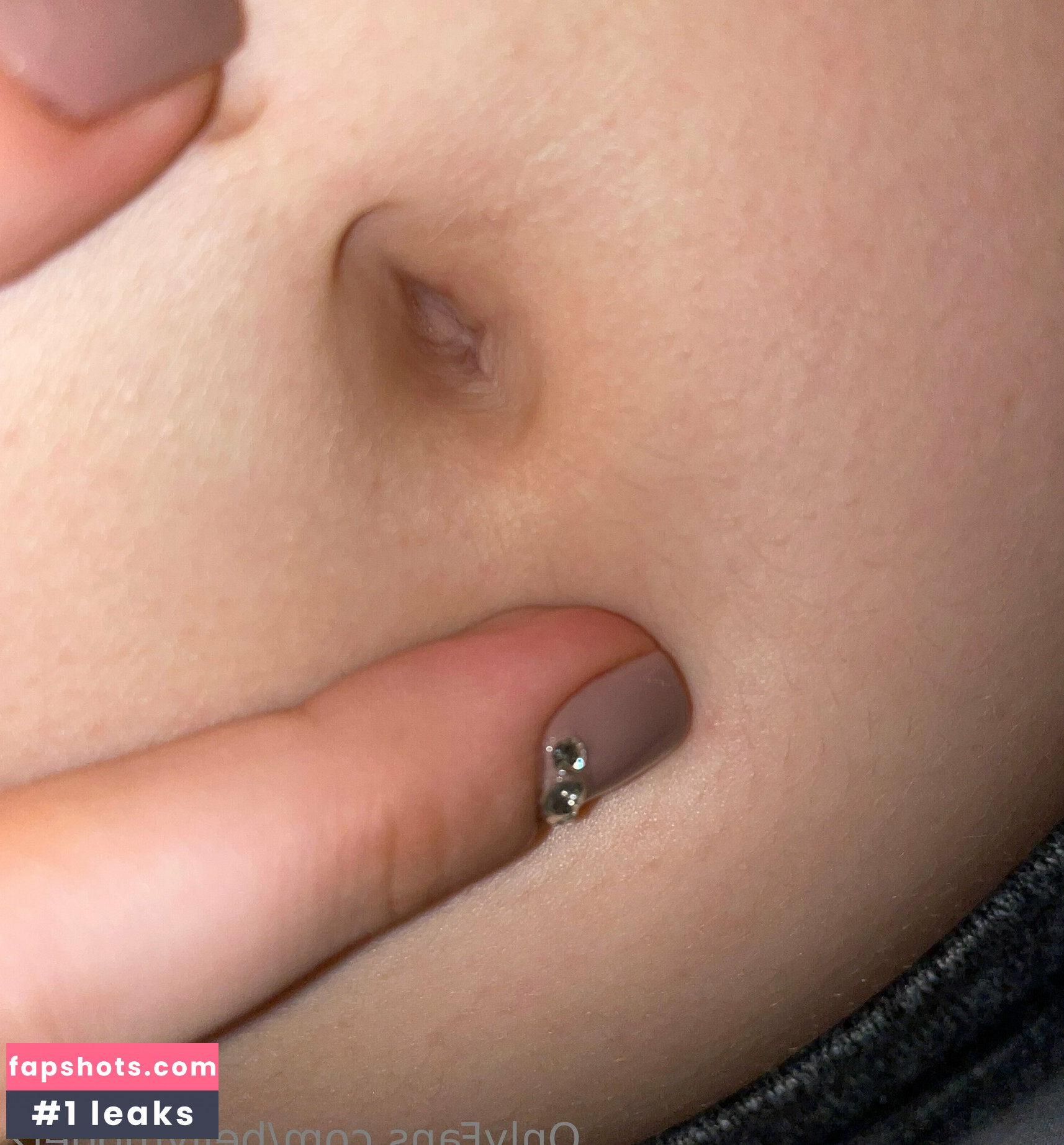 bellymodel2 gallery photo #14