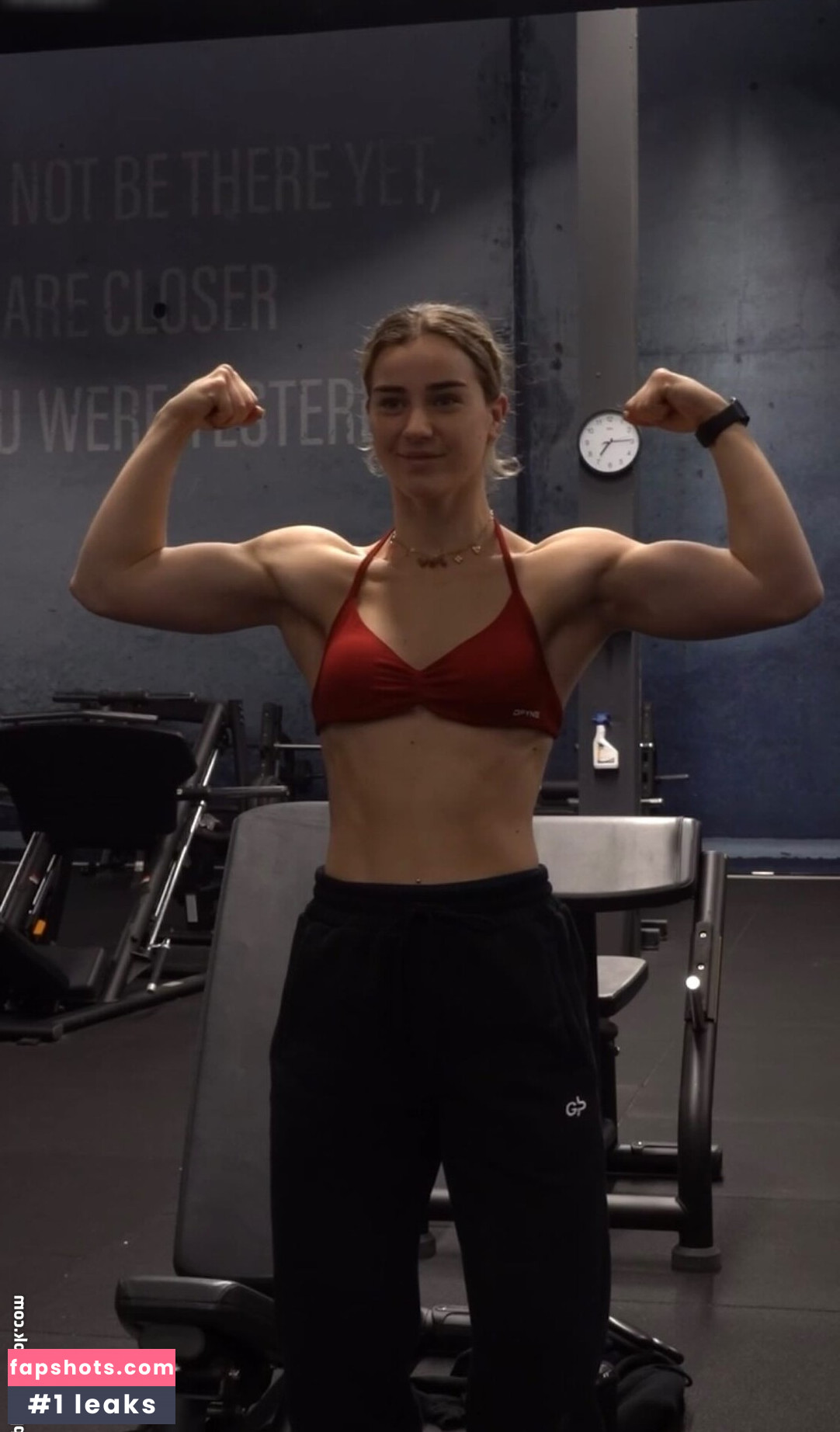 Bente van Stiphout gallery photo #8