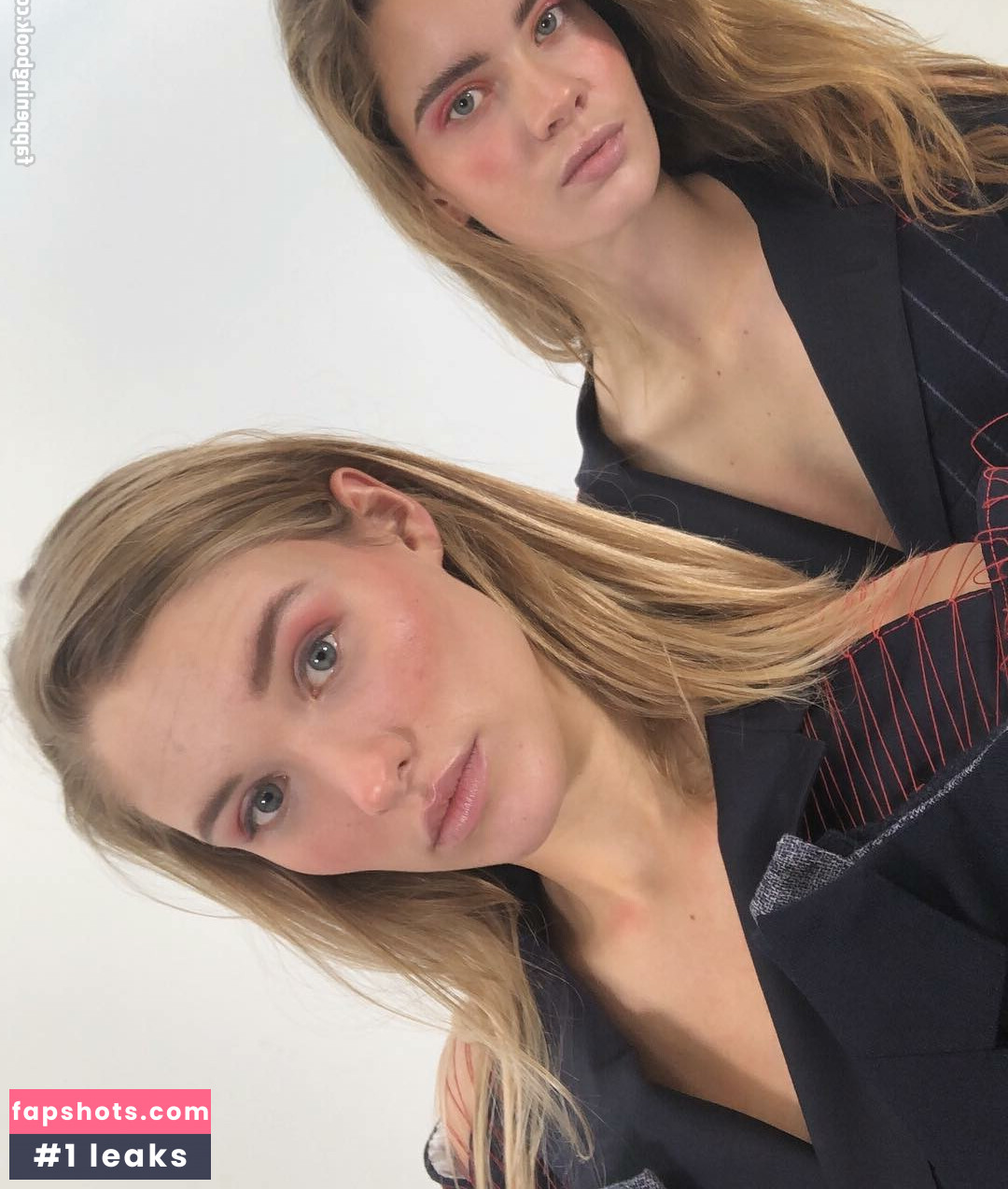 Benthe Ten Broek gallery photo #39