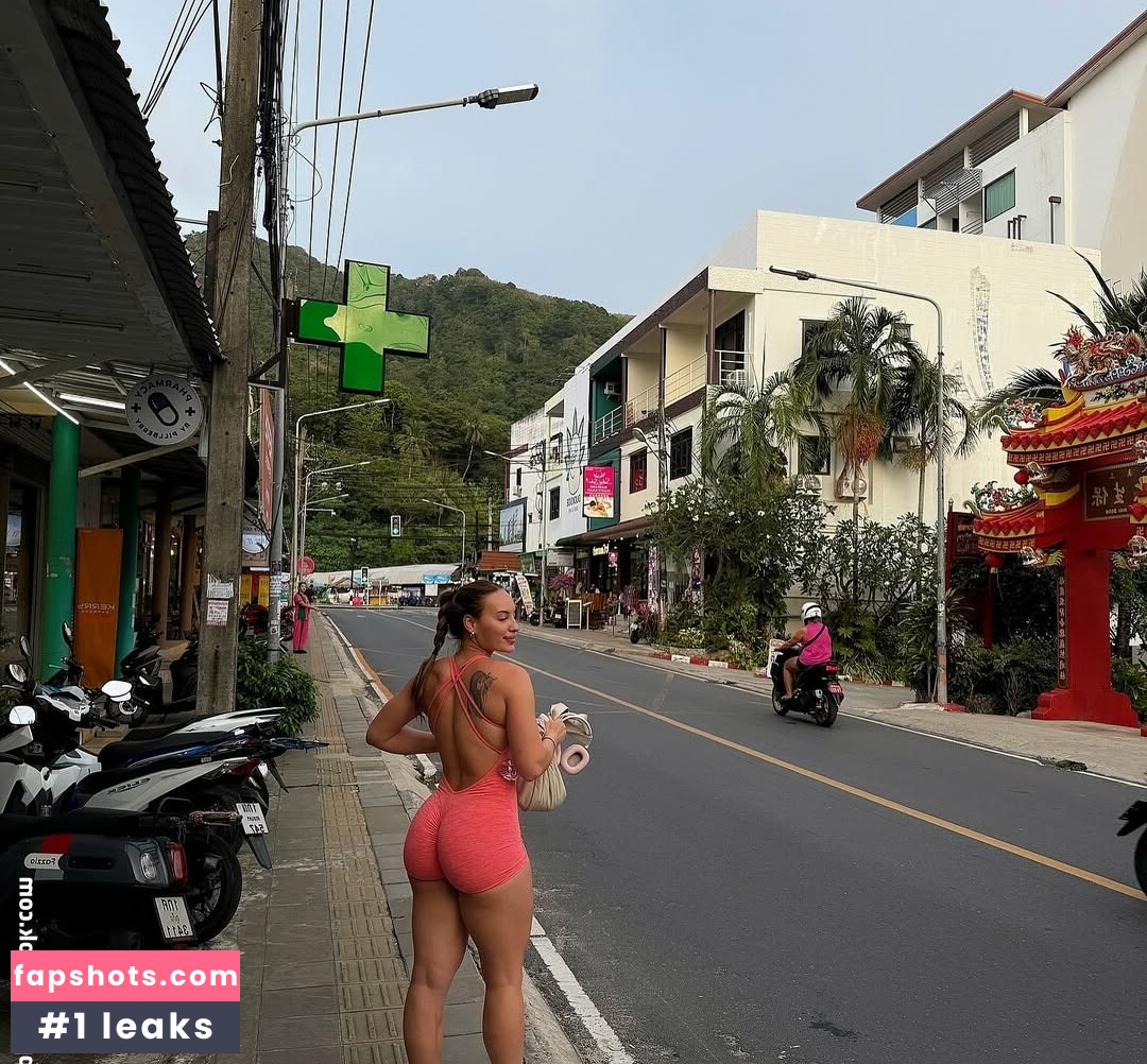 berdina_magdalena Nude Leaks OnlyFans Photos #19 - LeakJerk