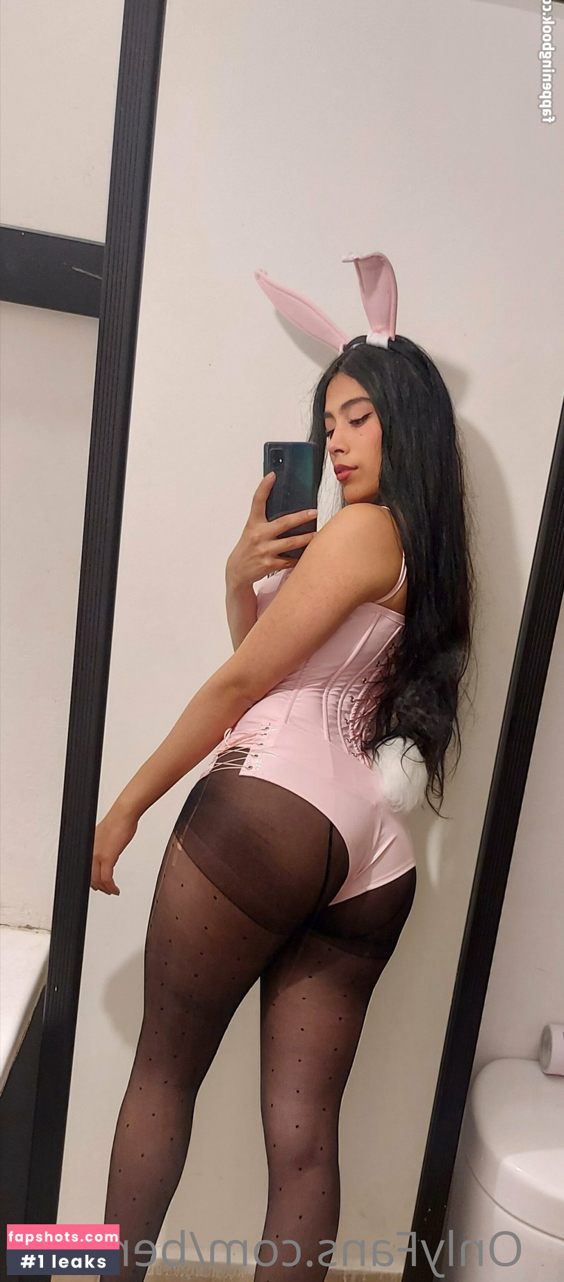 Berenice Aguilar Nude Leaks OnlyFans Photos #37 - LeakJerk
