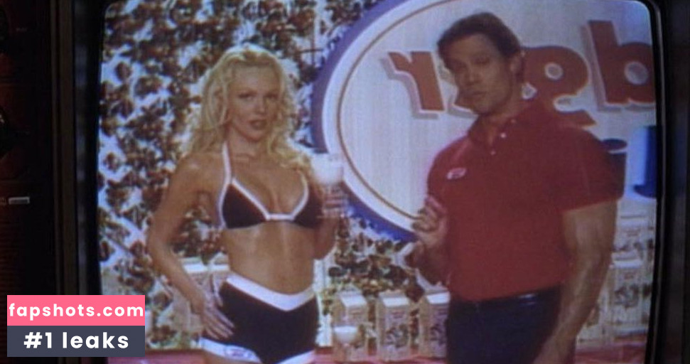 Berglind Icey nude babe gallery