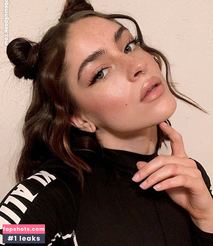 Bernadine_elizabeth Nude Leaks OnlyFans Photos #15 - LeakJerk