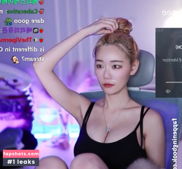 Berry Nahé úniky fotek pouze od fanoušků #326 - Fapshots