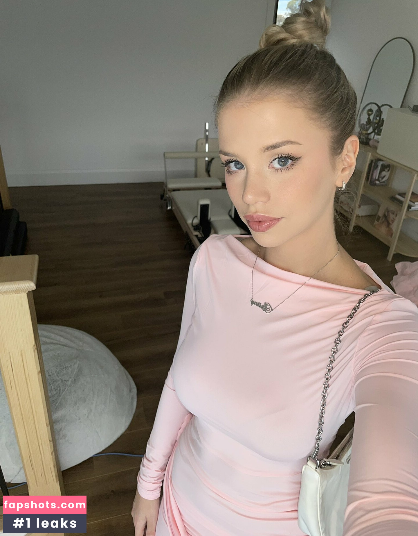 Berticuss gallery photo #104