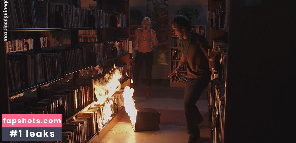 Beth Behrs Nude Leaks OnlyFans Photos #20 - LeakJerk