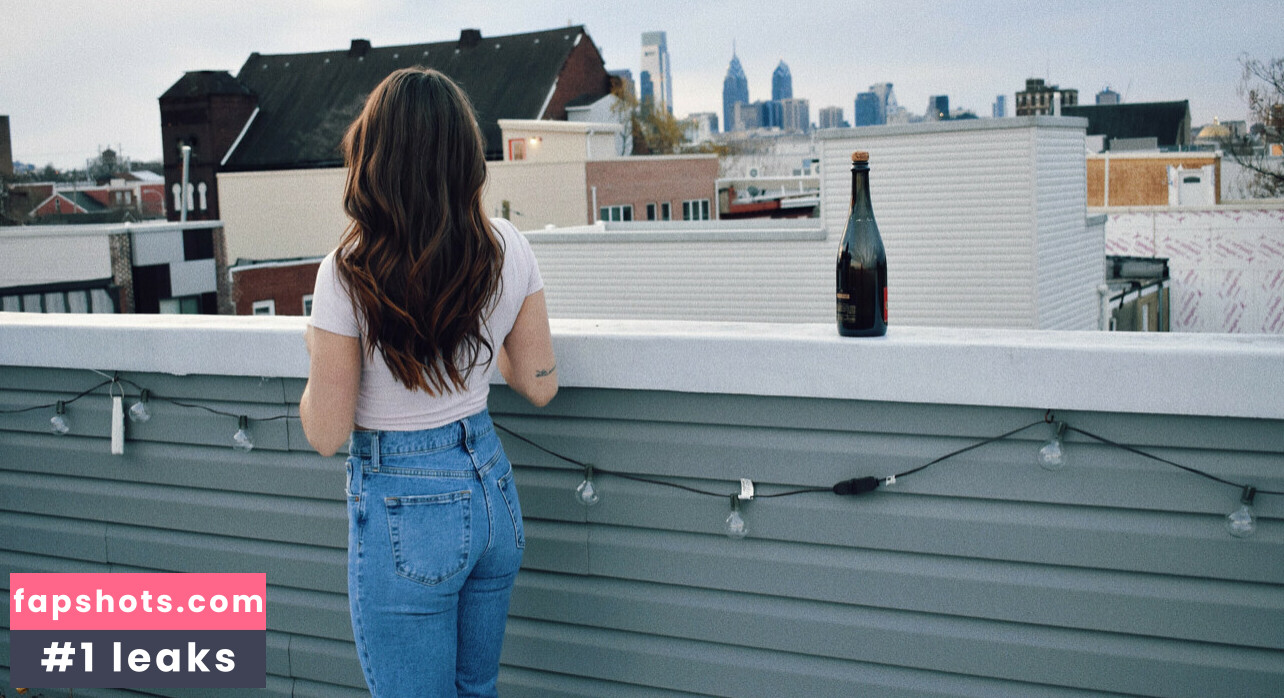 Beth Koss gallery photo #9