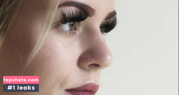 Beth Randell gallery photo #39