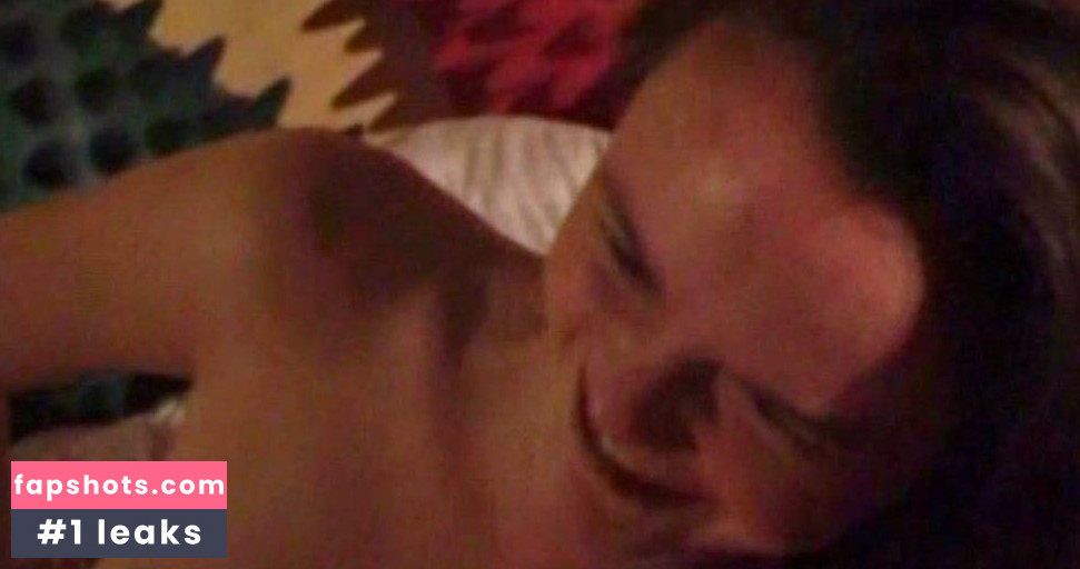 Beth Steel gallery photo #9