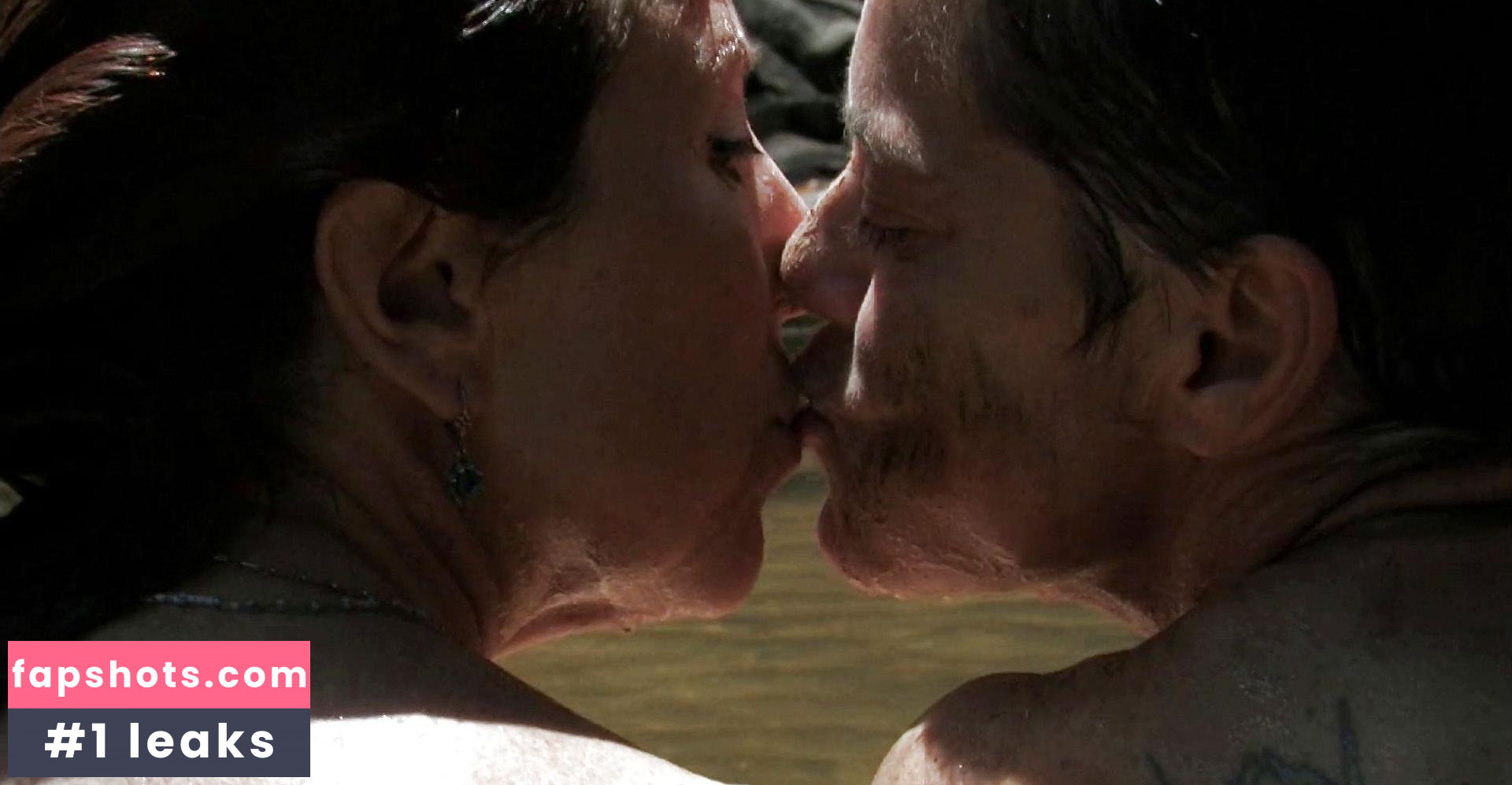 Beth Stephens gallery photo #5