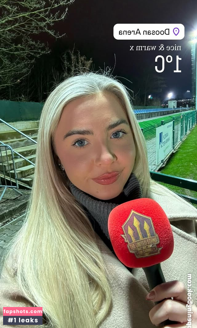 Beth Tucker gallery photo #18