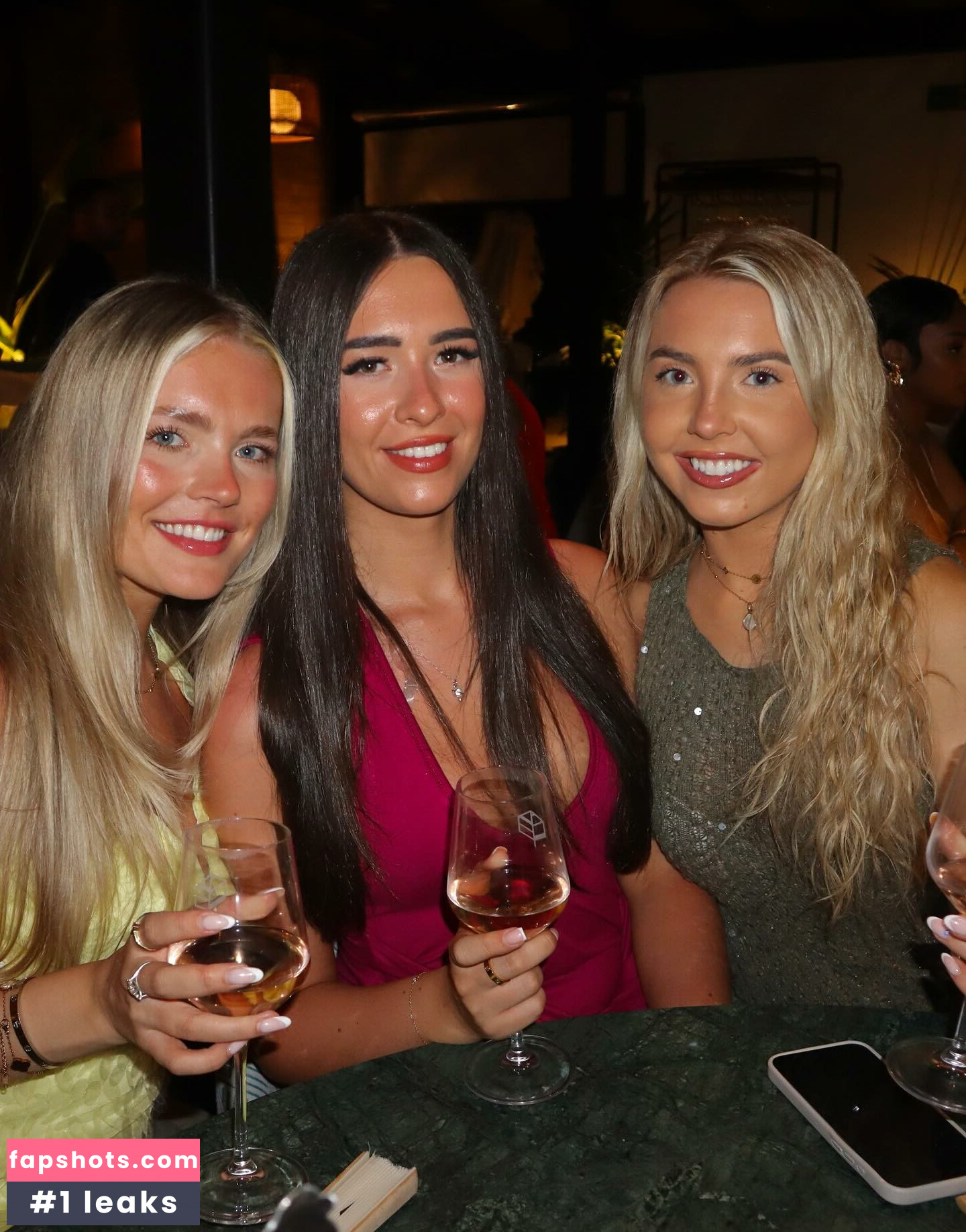 Beth Tucker gallery photo #24