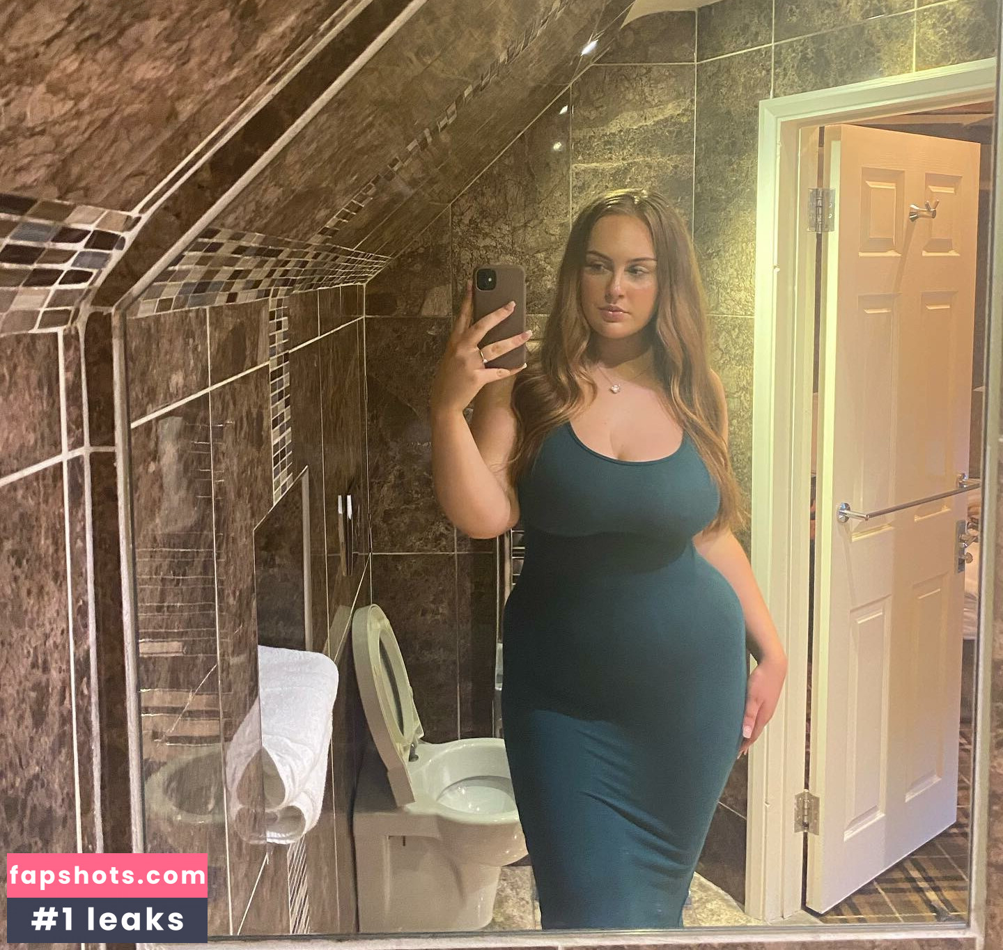 Bethany Bolton gallery photo #12