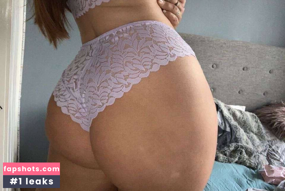 Bethany Bolton gallery photo #3