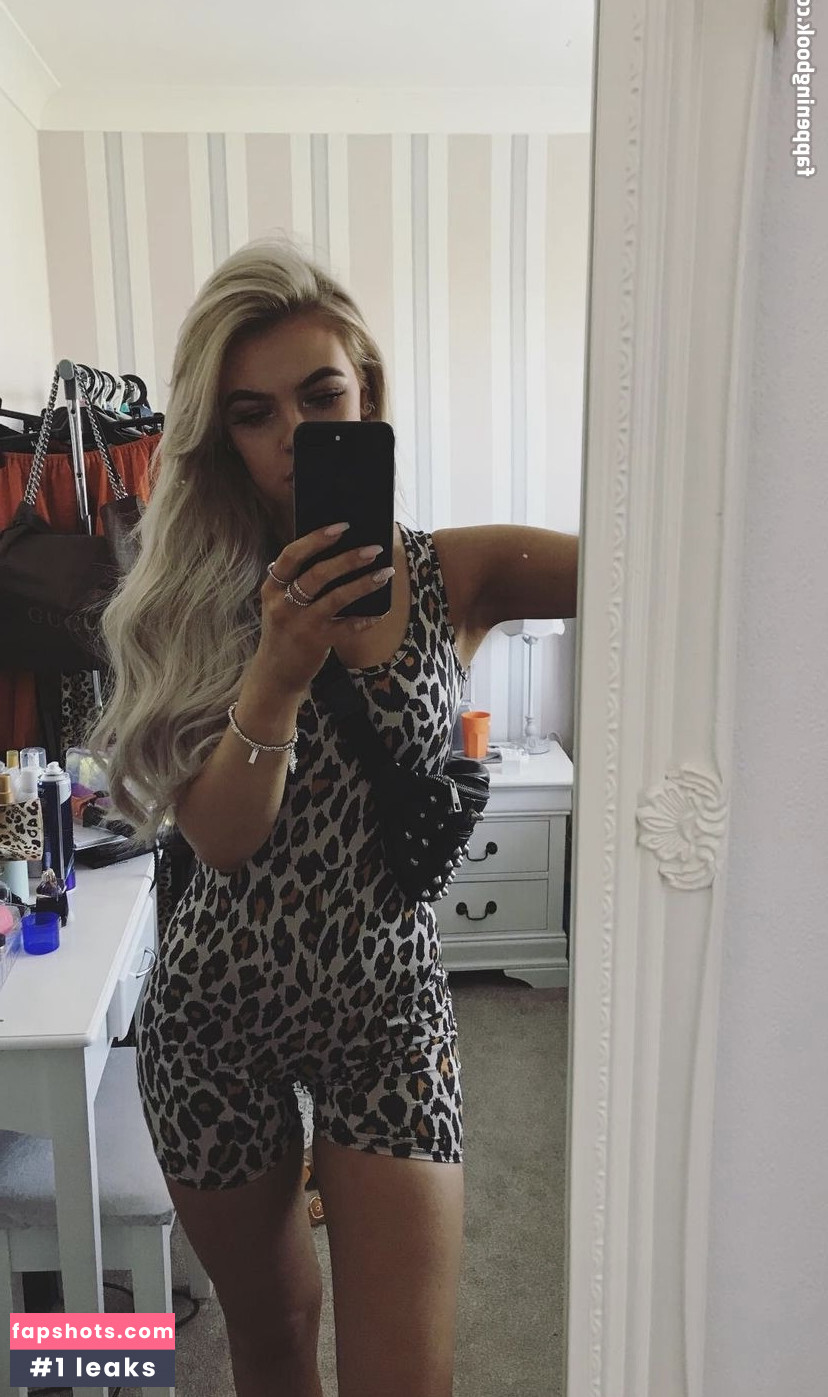 Bethany Fraser Nude Leaks OnlyFans Photos #20 - LeakJerk