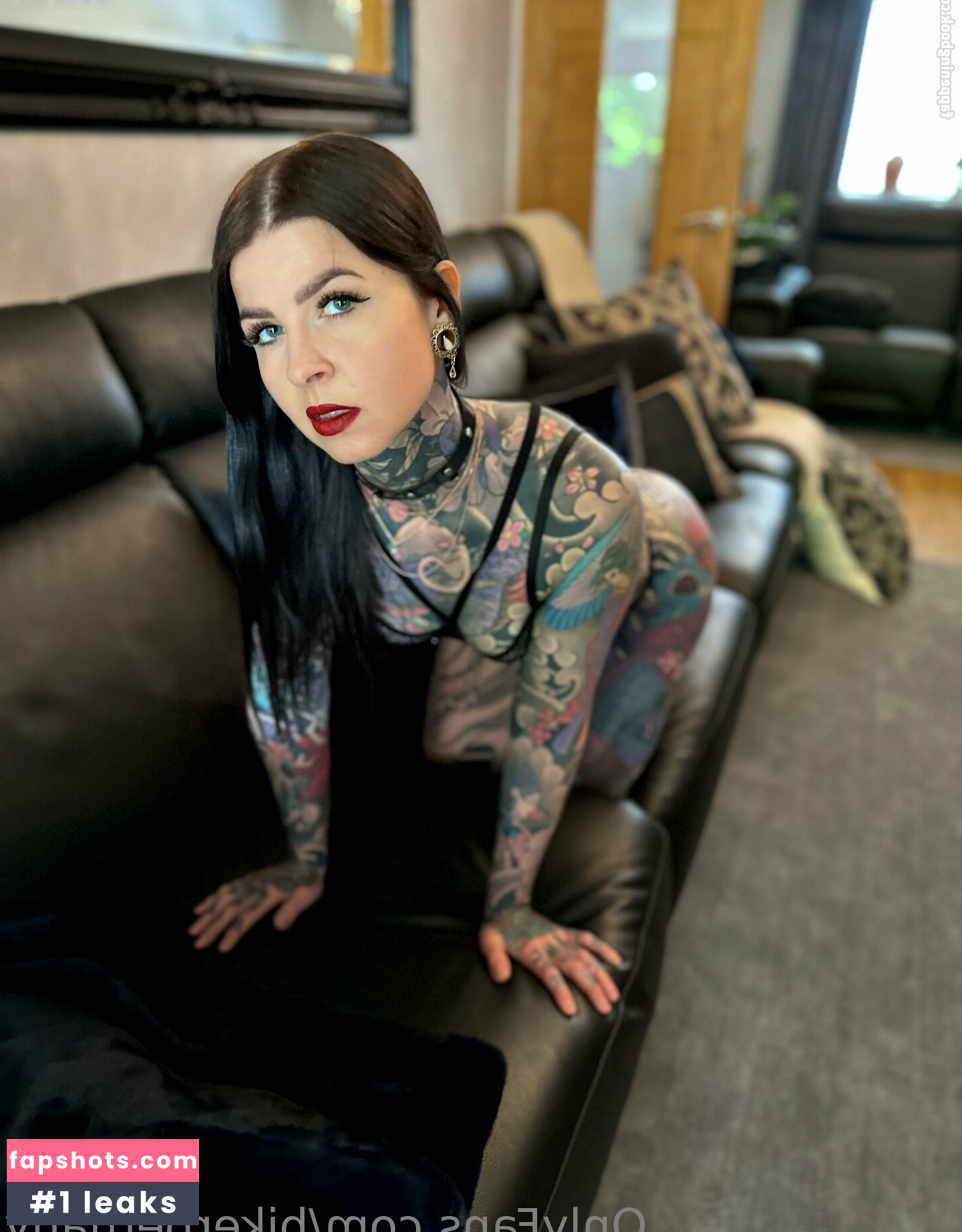 Bethany Moore gallery photo #27