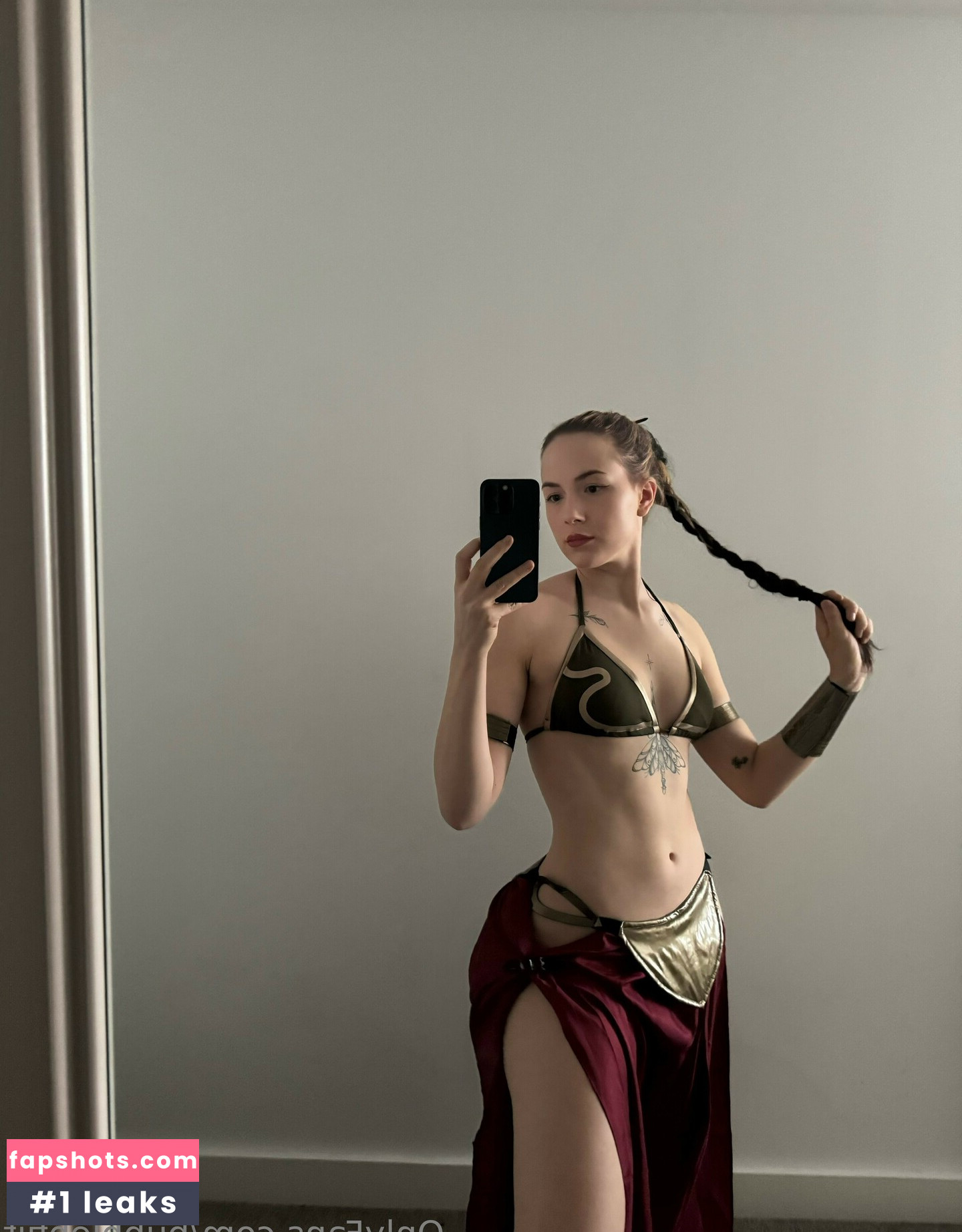 Bethfiit nude babe gallery