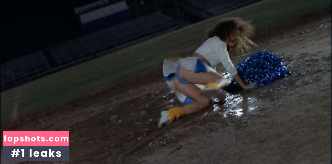 Betsy Russell gallery photo #49