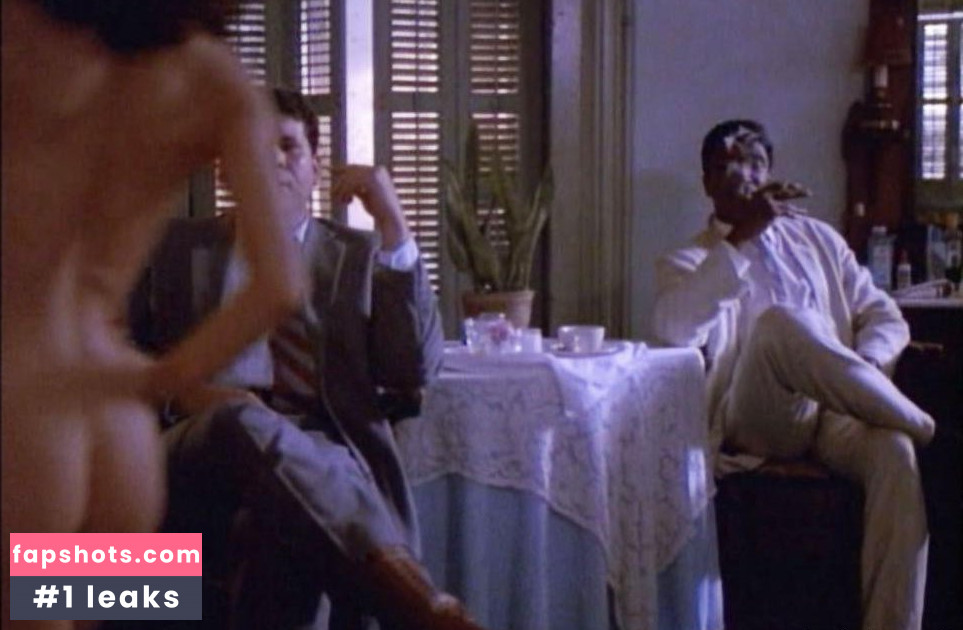 Betsy Russell nude babe gallery