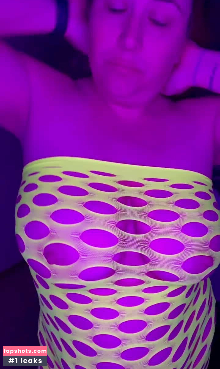 Betsy Torrid gallery photo #12