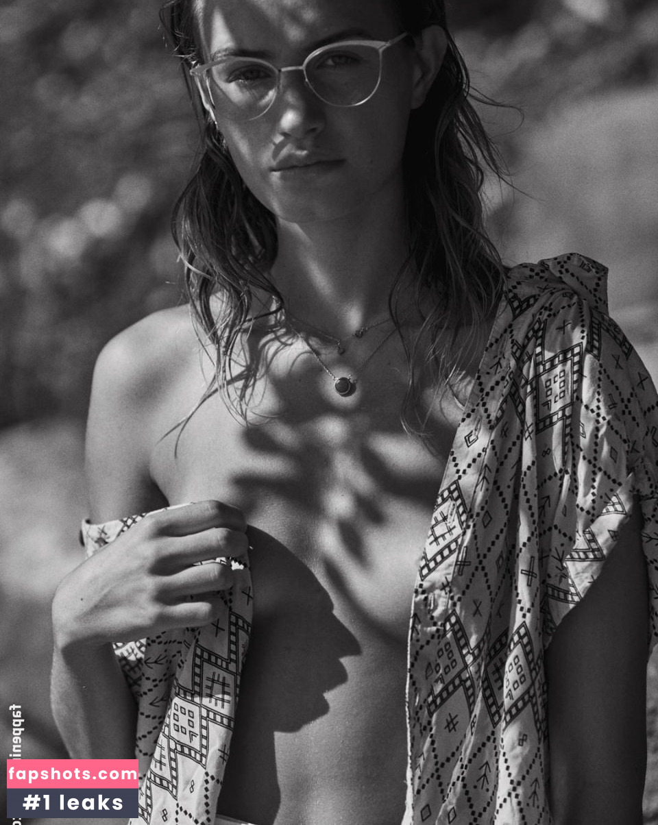 Betsy Volk gallery photo #20