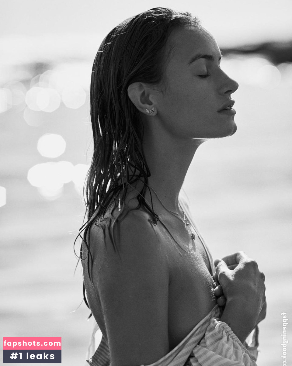 Betsy Volk gallery photo #3