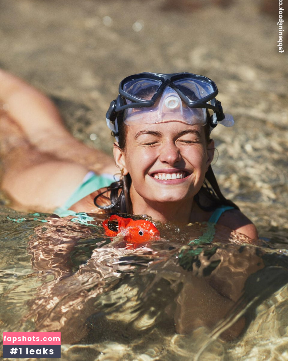 Betsy Volk gallery photo #29