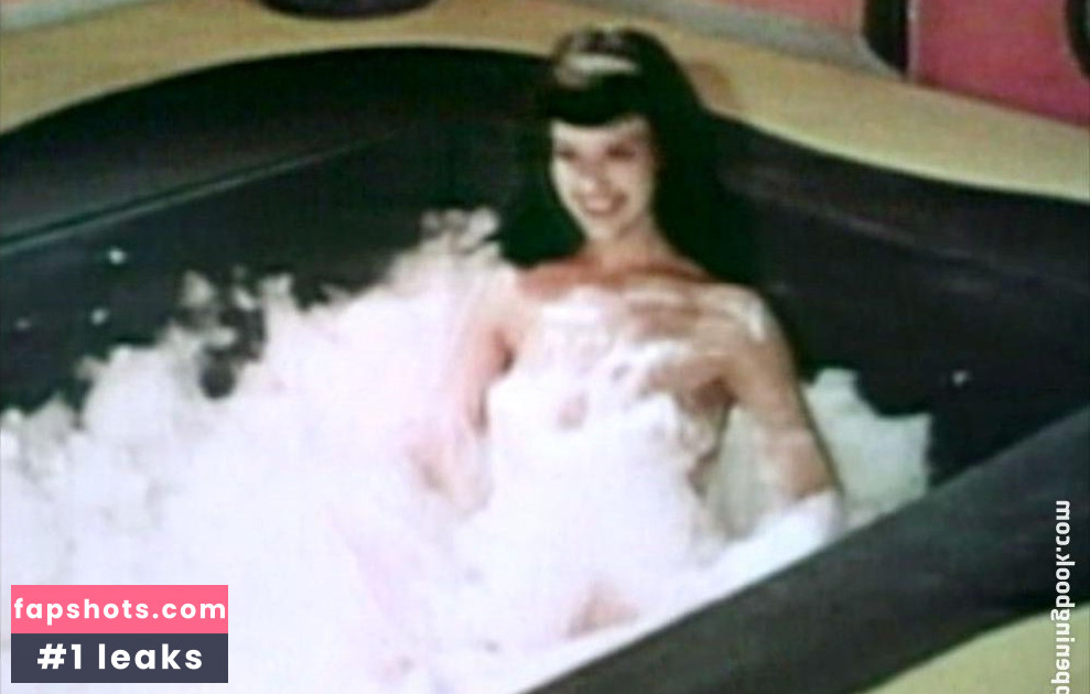 Bettie Page gallery photo #135