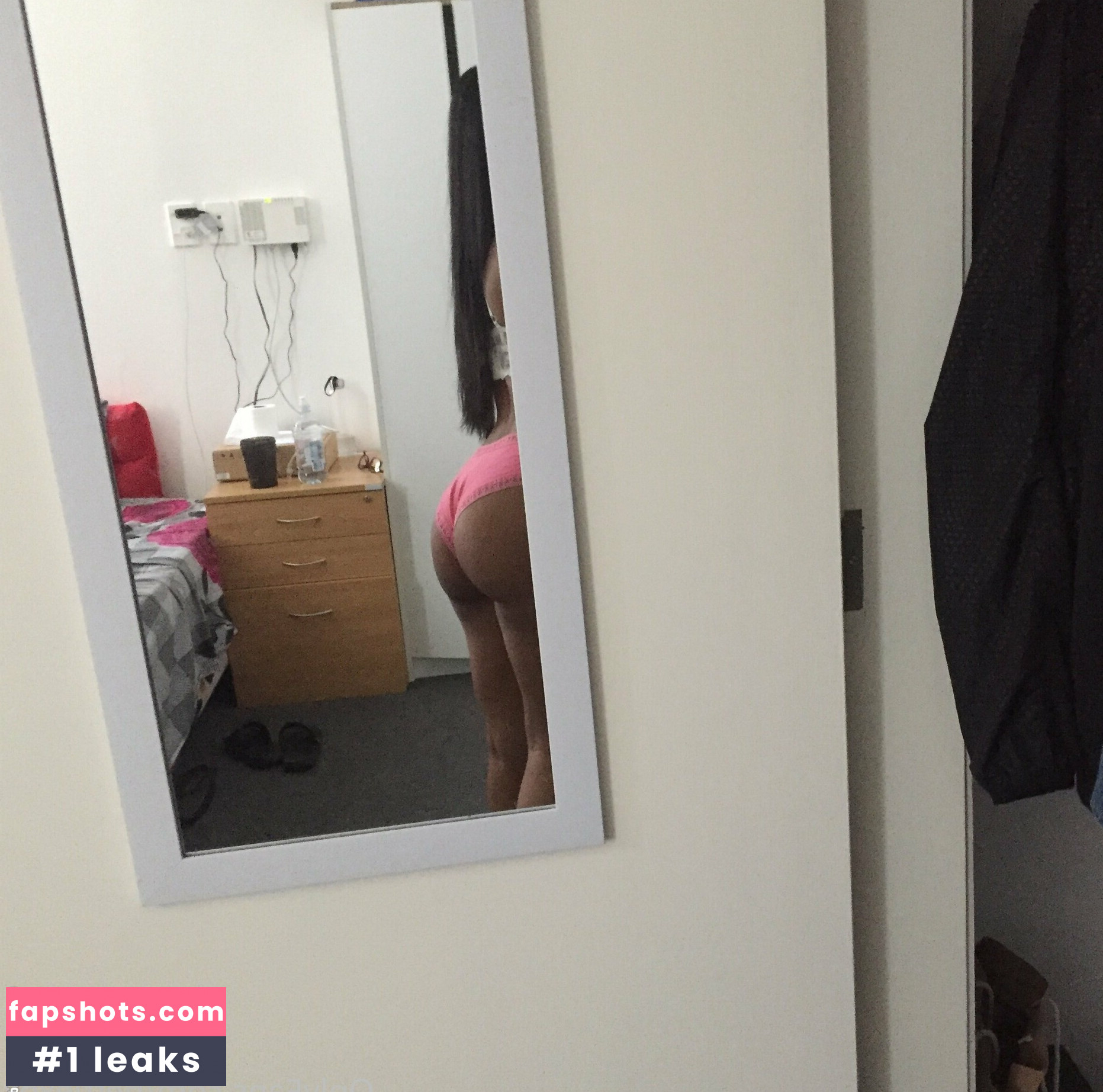 Bettiexox nude babe gallery